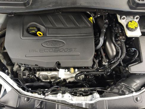 Used 2018 Ford Escape SE w/ SE Sync 3 Package FWD image 30