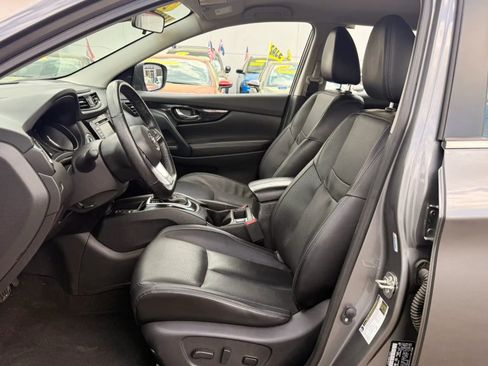 Used 2022 Nissan Rogue Sport SL image 12