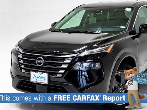 Used 2025 Nissan Rogue SV AWD/4WD image 2