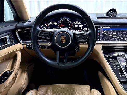 Used 2022 Porsche Panamera 4 Platinum Edition AWD/4WD image 15