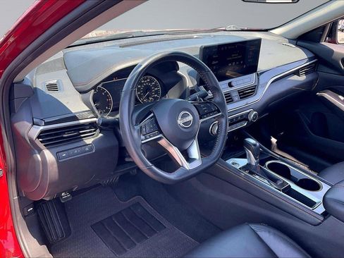Certified 2024 Nissan Altima 2.5 SR w/ SR Premium Package FWD image 16