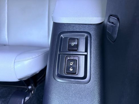 Used 2018 Toyota Sequoia Platinum w/ Carpet Mat Package AWD/4WD image 34