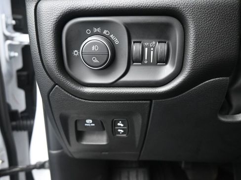 New 2025 RAM 1500 Big Horn image 33