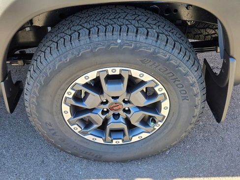 New 2026 Nissan Frontier PRO-4X w/ Tow Package AWD/4WD image 5
