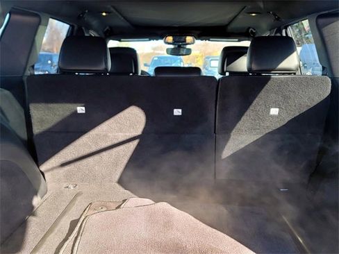 Used 2017 Jeep Grand Cherokee Limited w/ Luxury Group II image 10