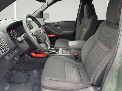 Used 2022 Nissan Frontier PRO-4X image 10