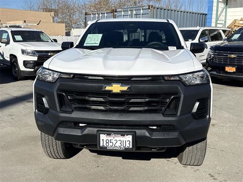Used 2023 Chevrolet Colorado W/T w/ Advanced Trailering Package image 8