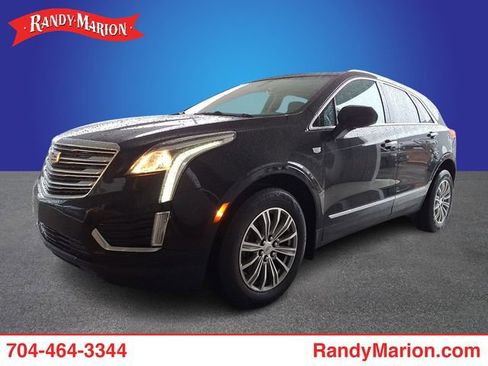 Used 2017 Cadillac XT5 Luxury image 1