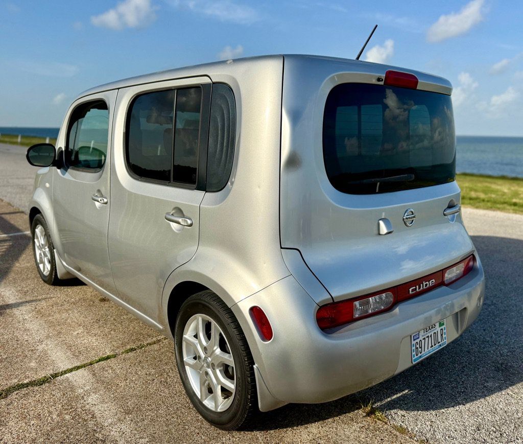 Used 2010 Nissan Cube 1.8 SL w/ SL Preferred Pkg FWD image 7