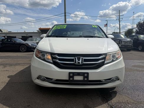 Used 2015 Honda Odyssey Touring Elite image 2