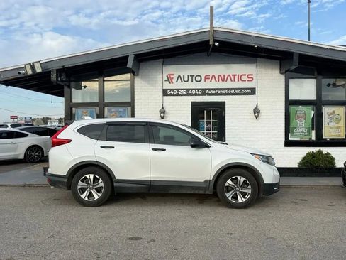 Used 2019 Honda CR-V LX image 1