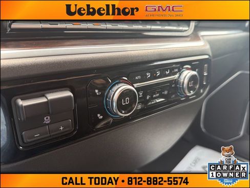 Used 2025 GMC Sierra 1500 SLT AWD/4WD image 28