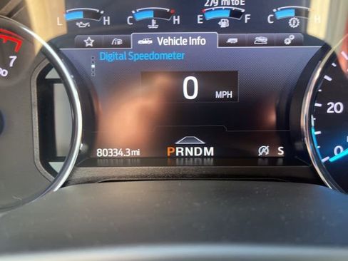 Used 2021 Ford Expedition XLT image 5