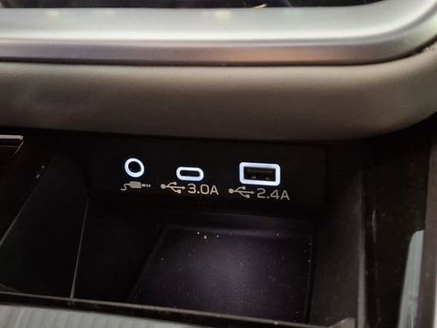 Certified 2025 Subaru Outback Limited image 24