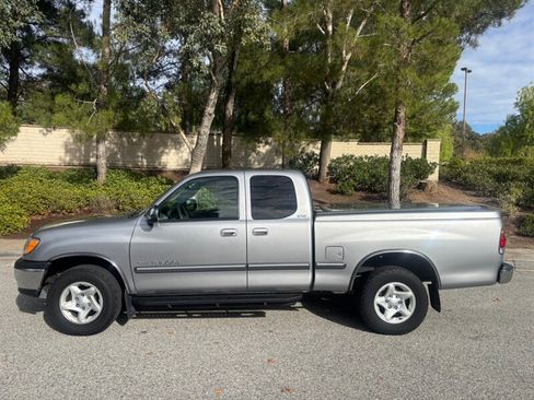 Used 2002 Toyota Tundra SR5 image 3