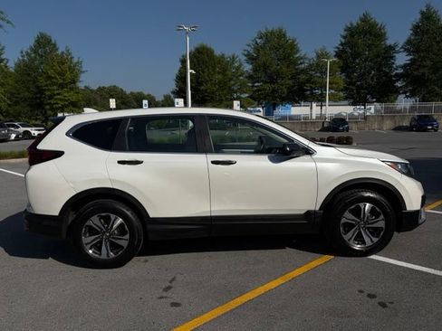 Used 2020 Honda CR-V LX image 9