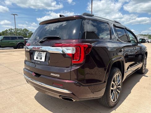 Used 2020 GMC Acadia Denali w/ Technology Package AWD/4WD image 12