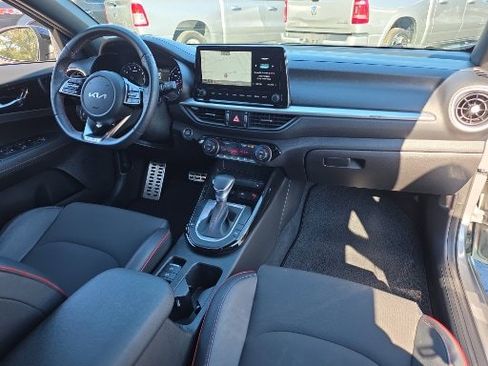 Used 2023 Kia Forte GT image 2