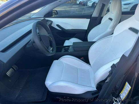 Used 2024 Tesla Model 3 Performance image 8