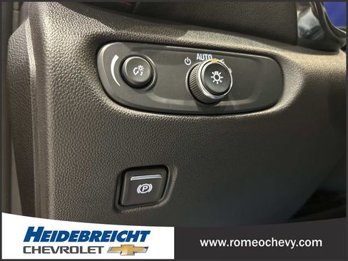 Certified 2025 Chevrolet Blazer RS w/ Driver Confidence II Package image 28