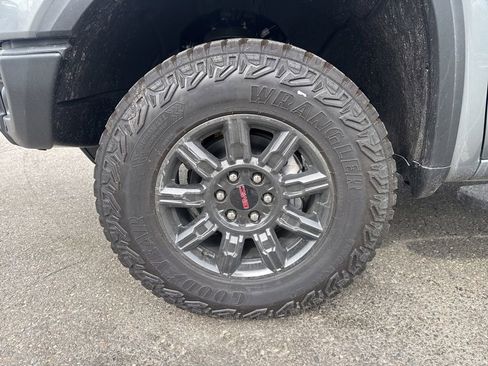 New 2026 GMC Sierra 1500 AT4X AWD/4WD image 3