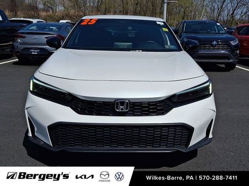 Used 2025 Honda Civic Sport image 2