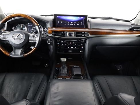 Used 2016 Lexus LX 570 4WD w/ Luxury Package image 13