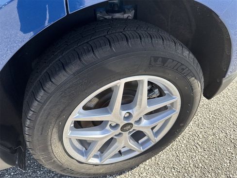 Used 2024 Ford Edge SEL image 19