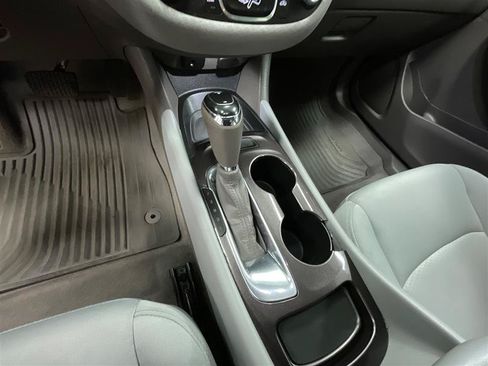 Used 2018 Chevrolet Malibu LS FWD image 14