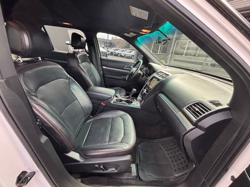 Used 2017 Ford Explorer Sport w/ Equipment Group 401A image 21
