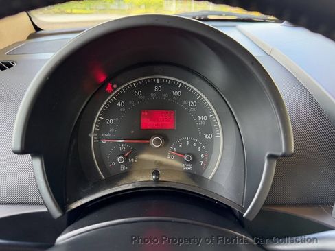 Used 2010 Volkswagen Beetle Convertible FWD image 45