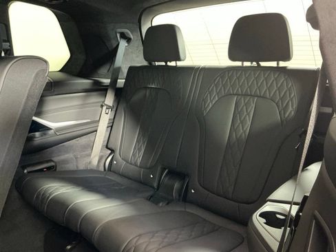 Certified 2025 BMW X7 M60i w/ Executive Package AWD/4WD image 28