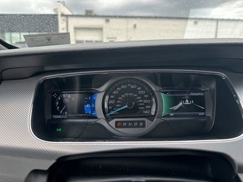 Used 2015 Ford Taurus SHO w/ Equipment Group 401A image 10