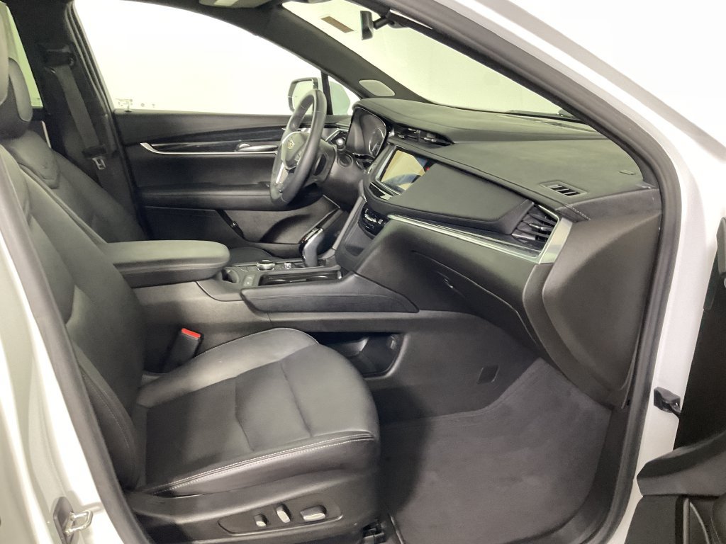 Used 2024 Cadillac XT5 Premium Luxury AWD/4WD image 25