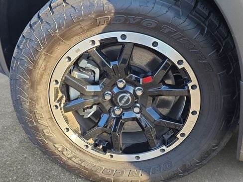 Used 2025 Nissan Pathfinder Rock Creek image 31