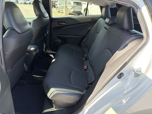Certified 2022 Toyota Prius Limited image 32