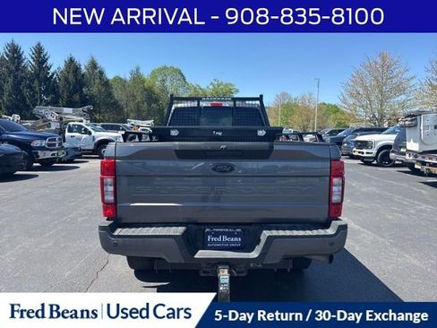 Used 2022 Ford F350 XLT w/ Black Appearance Package image 9
