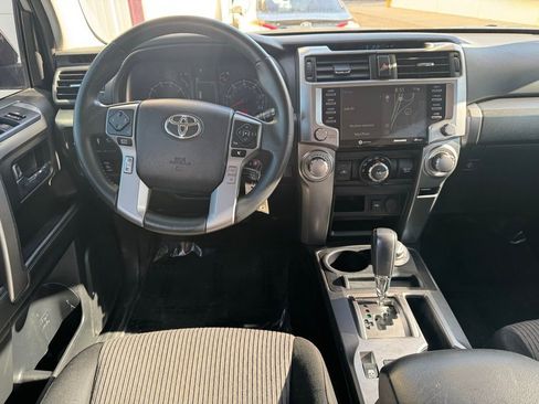Used 2020 Toyota 4Runner SR5 AWD/4WD image 13