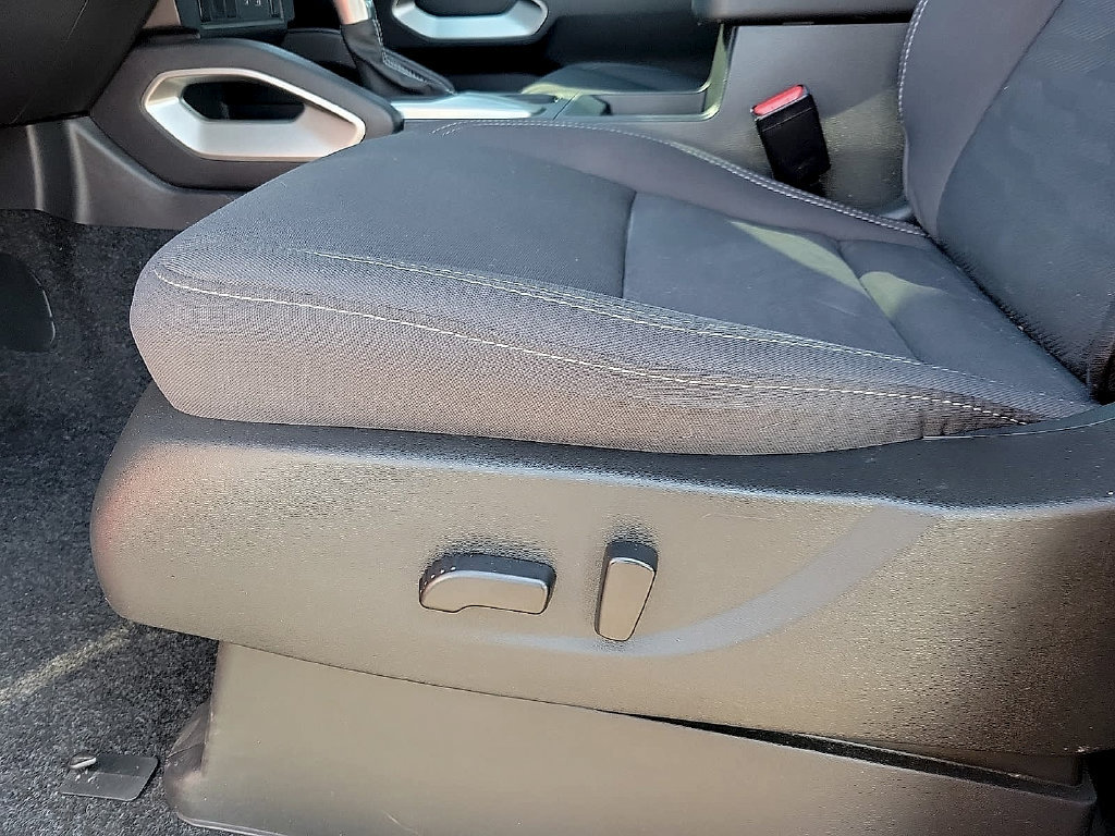 Used 2024 Nissan Frontier SV AWD/4WD image 12