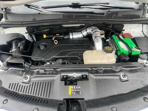 Used 2022 Buick Encore Preferred w/ Safety Package image 29