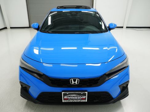 Used 2024 Honda Civic Sport Touring image 2