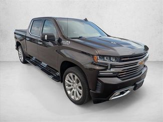 Used 2019 Chevrolet Silverado 1500 High Country w/ Technology Package AWD/4WD video 3
