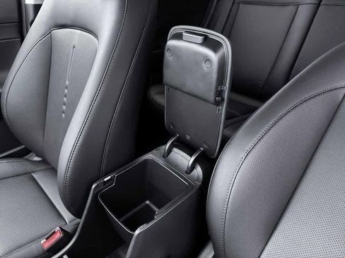 New 2026 Hyundai Kona SEL Premium FWD image 8
