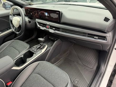 Used 2025 Kia K4 GT-Line w/ GT-Line Sunroof Package FWD image 15
