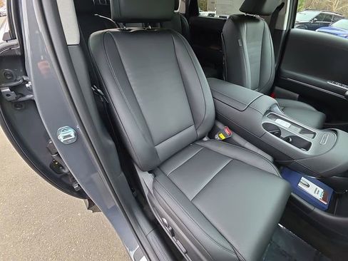 New 2026 Hyundai Palisade Limited FWD image 19