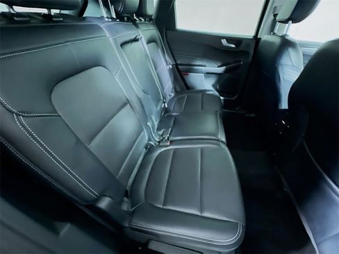Used 2021 Ford Escape Titanium image 25