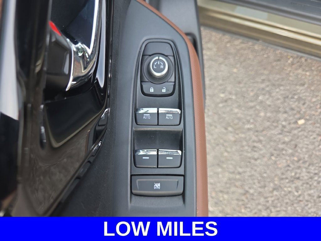 Used 2025 Subaru Forester Touring AWD/4WD image 25