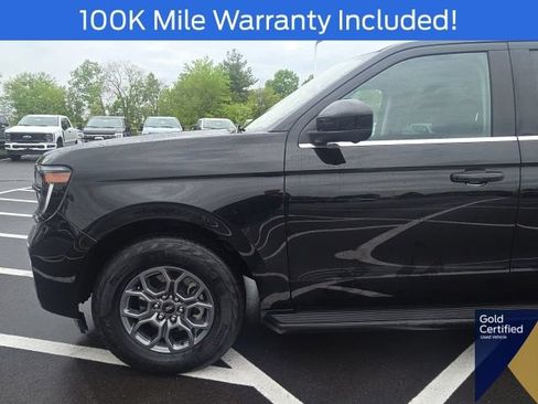 Certified 2025 Ford Expedition Active AWD/4WD image 21