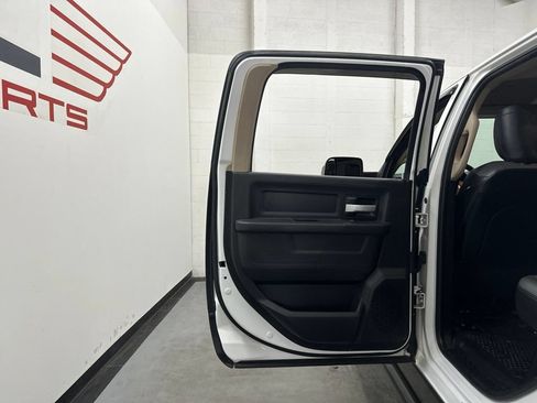 Used 2019 RAM 3500 Tradesman RWD image 49