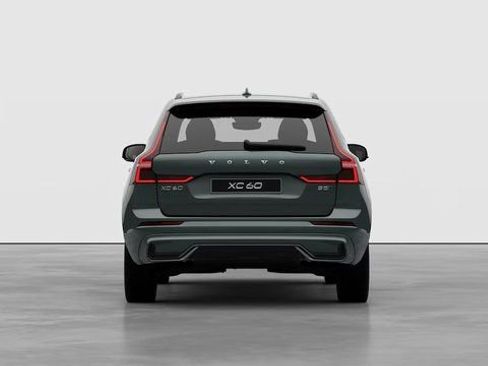 New 2026 Volvo XC60 B5 Core w/ Protection Package Premier image 4